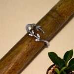 Sterling Silver Ring With Leaf Design