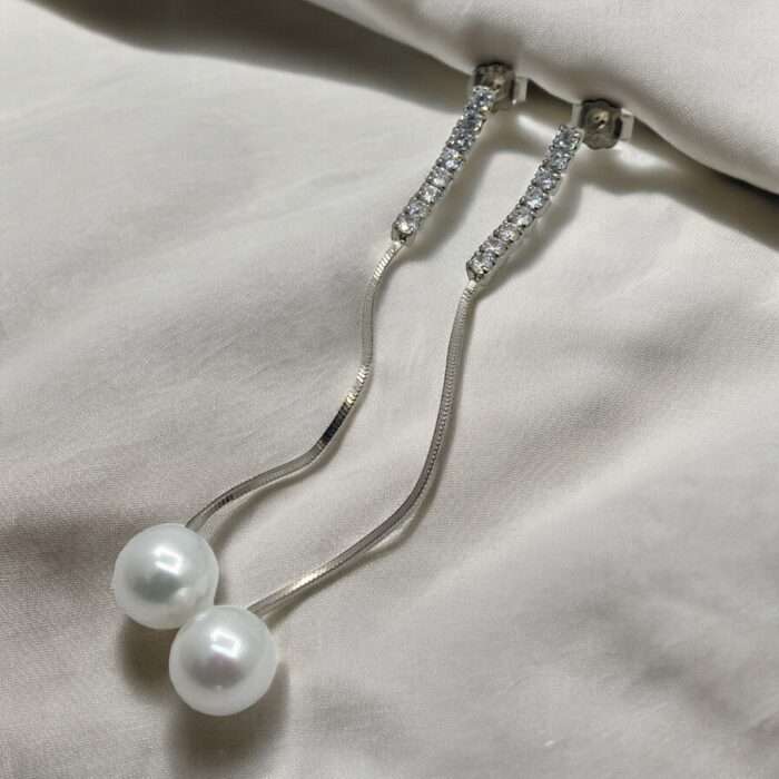 Fresh Water Pearl Earring With Diamond