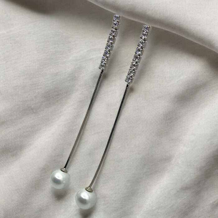 Fresh Water Pearl Earring With Diamond