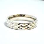 92.5 STERLING SILVER SHINY BAND RING