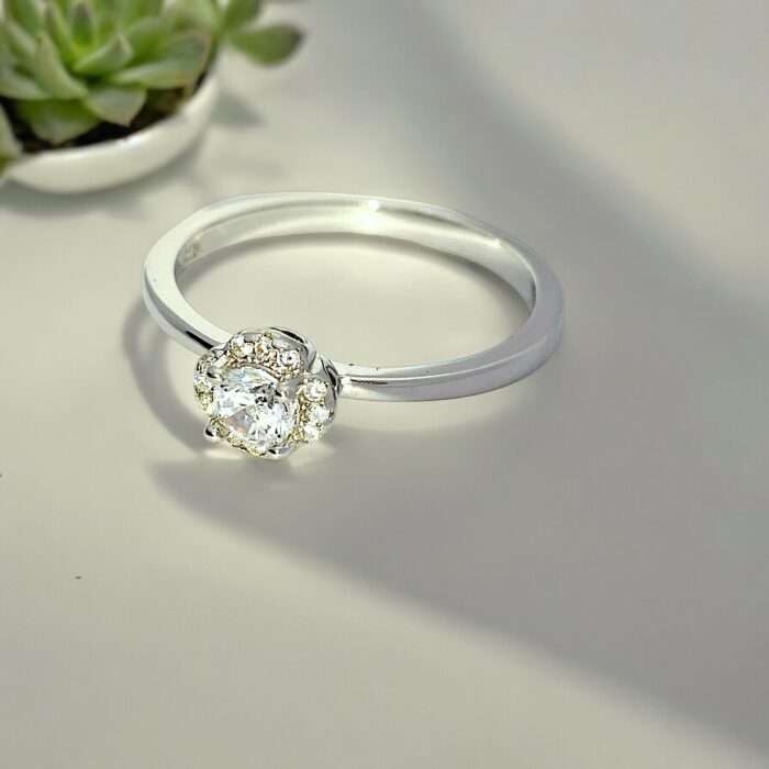 solitaire set in 92.5 sterling silver ring