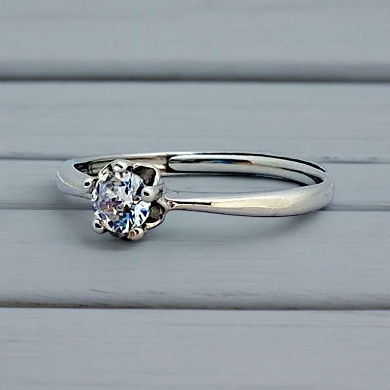 solitaire adjustable 92.5 sterling silver ring