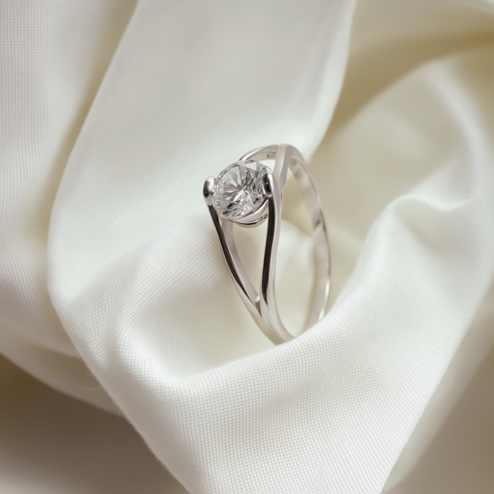 Single Solitaire Stone Ring | SILVERLILY