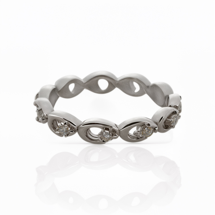 Sterling Silver Cubic Zirconia Band Ring | SILVERLILY